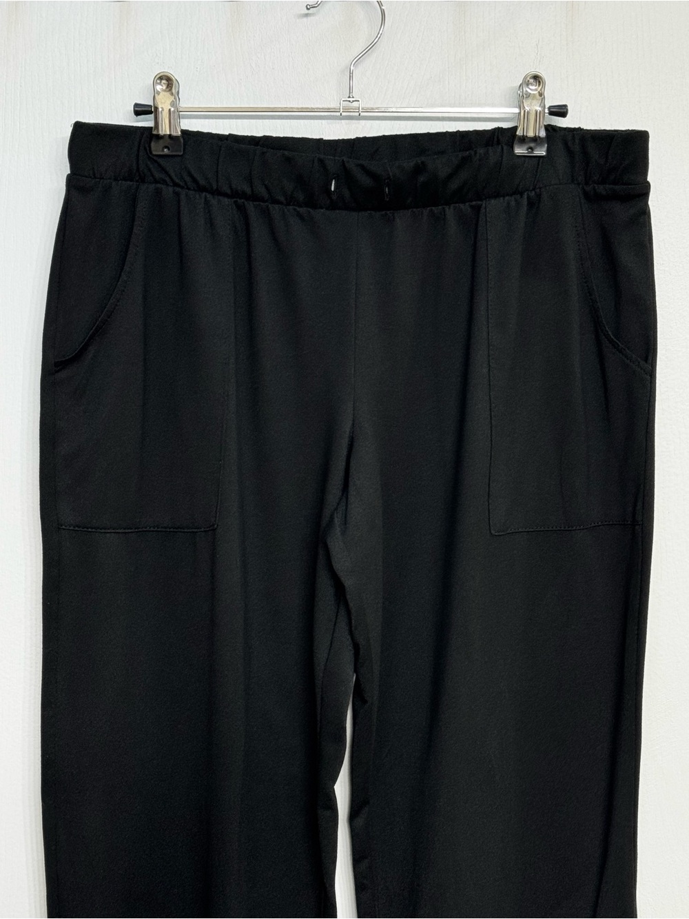 Lucky Brand Black Straight Leg Pants - Picture 2 of 8